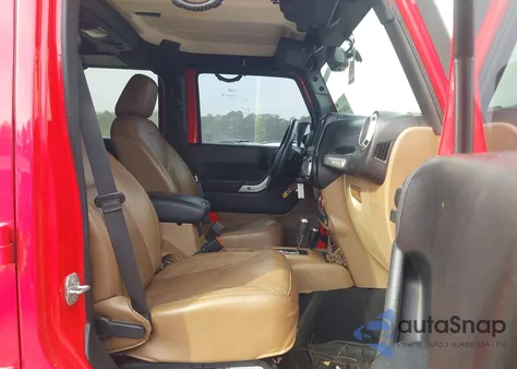 2015 Jeep Wrangler Unlimited Rubicon z USA, uszkodzony, nr VIN 1C4HJWFGXFL751833